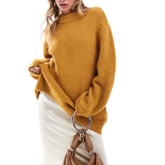 Old Navy Sweaters | oversized |Yellow Sweater size M - Picture 4 of 6